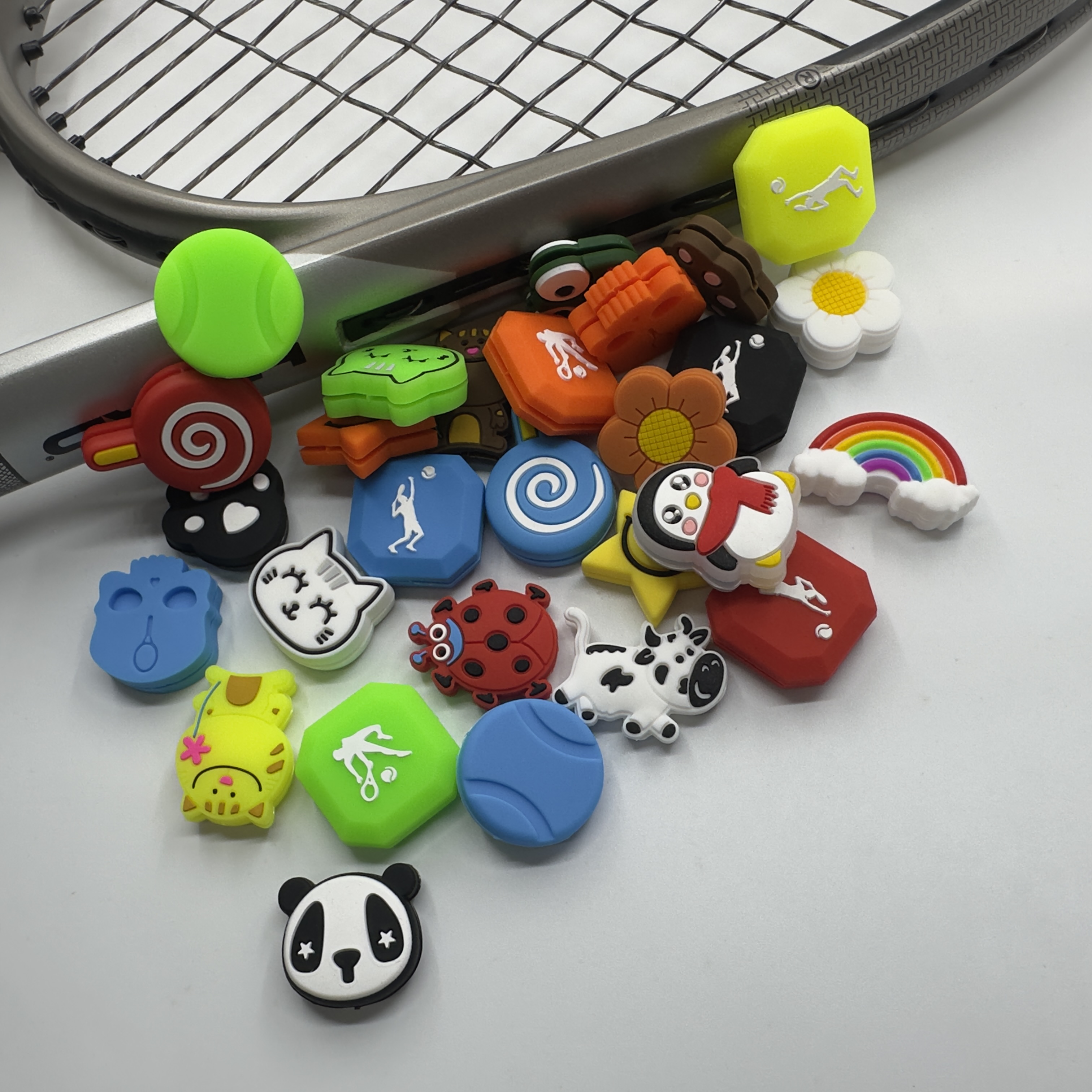 100 adet/grup Karışık stiller  - Racket Vibration Dampener incelemesi ve fiyatı